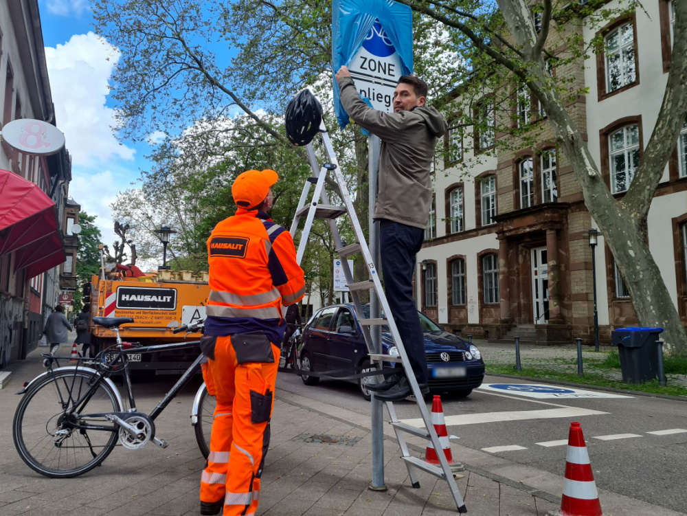 OB Conradt eröffnet Fahrradzone Nauwieser Viertel OB Conradt eröffnet Fahrradzone Nauwieser Viertel